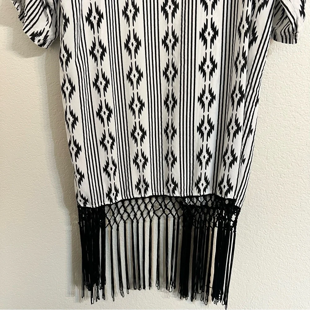 Panhandle Black and White Aztec Western Fringe Kimono Duster Cardigan rodeo - Picture 8 of 12